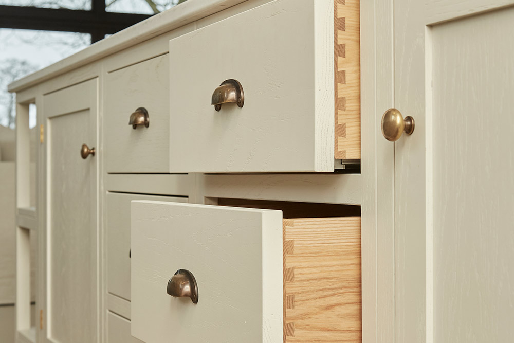 Lucy and Matt's Inframe Shaker Kitchen